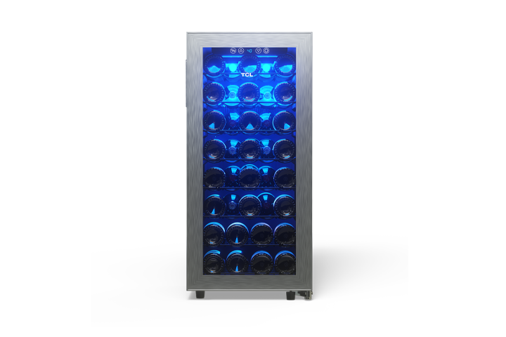 TRW38F6AS_Web-Images__0001_front-view-wine-cooler-filled